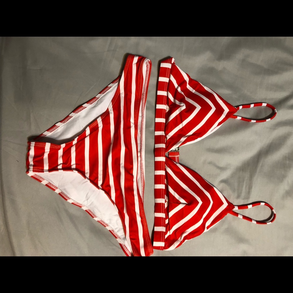 New without tags bathing suit